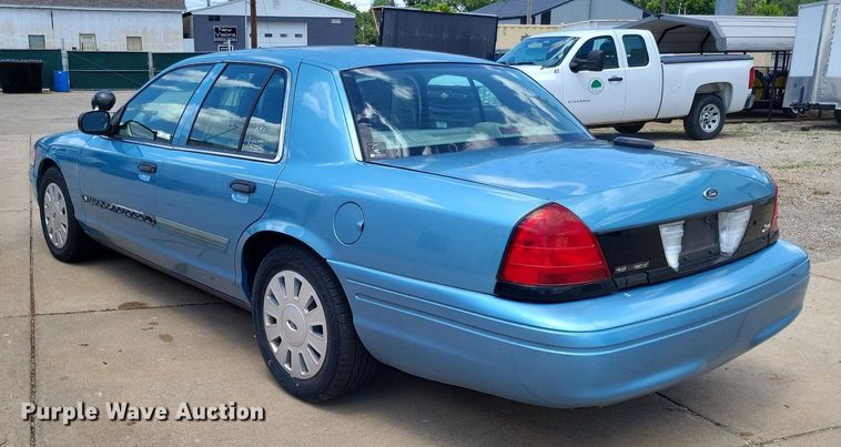image for item LS9597 2011 Ford Crown Victoria Police Interceptor