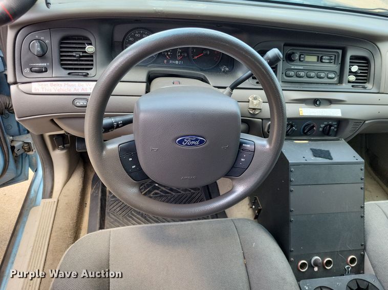 image for item LS9597 2011 Ford Crown Victoria Police Interceptor