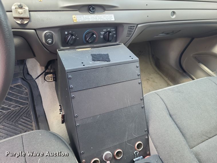 image for item LS9597 2011 Ford Crown Victoria Police Interceptor