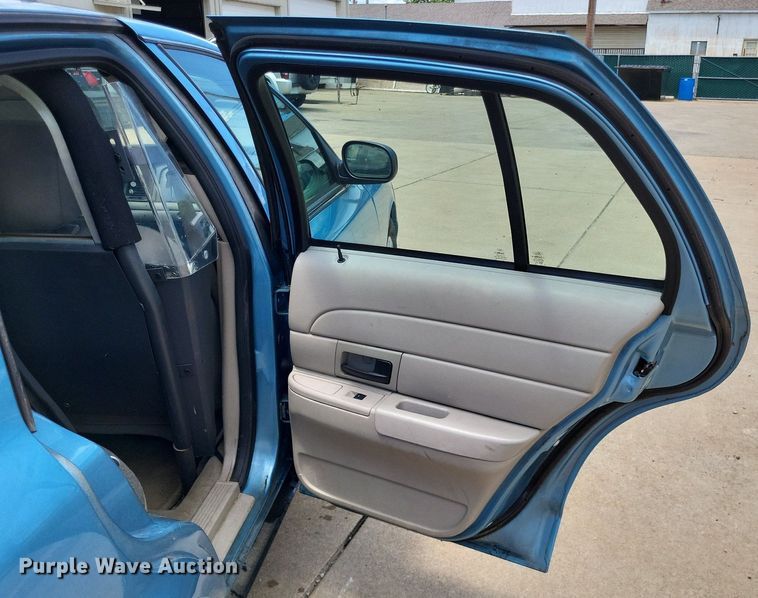 image for item LS9597 2011 Ford Crown Victoria Police Interceptor