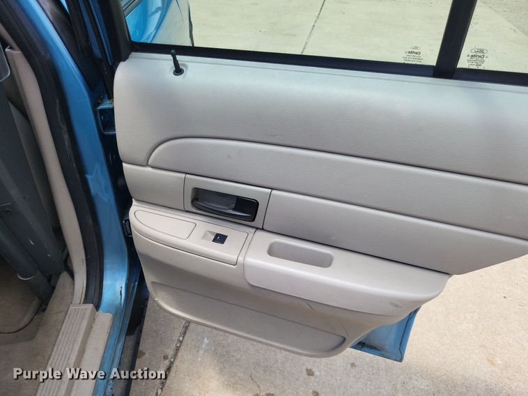 image for item LS9597 2011 Ford Crown Victoria Police Interceptor