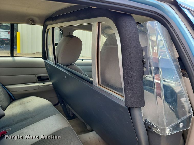 image for item LS9597 2011 Ford Crown Victoria Police Interceptor