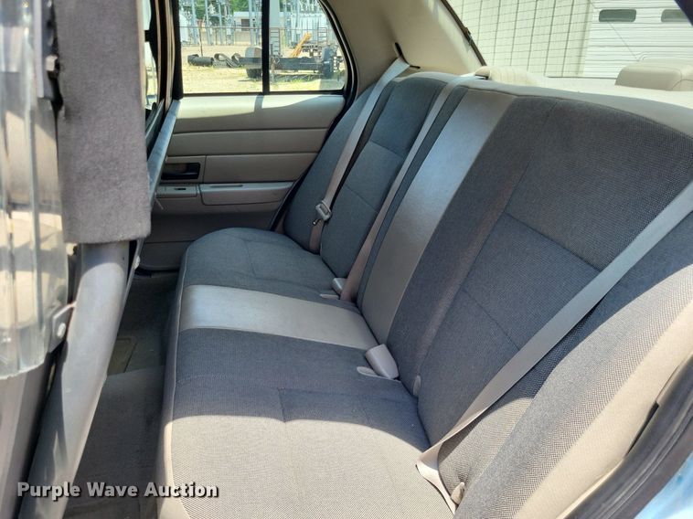 image for item LS9597 2011 Ford Crown Victoria Police Interceptor