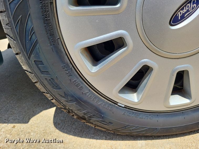 image for item LS9597 2011 Ford Crown Victoria Police Interceptor