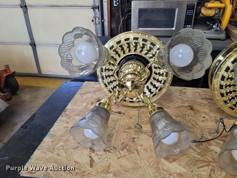 image for item LS9598 (4) Hampton Bay F552S(CH) PB ceiling fans