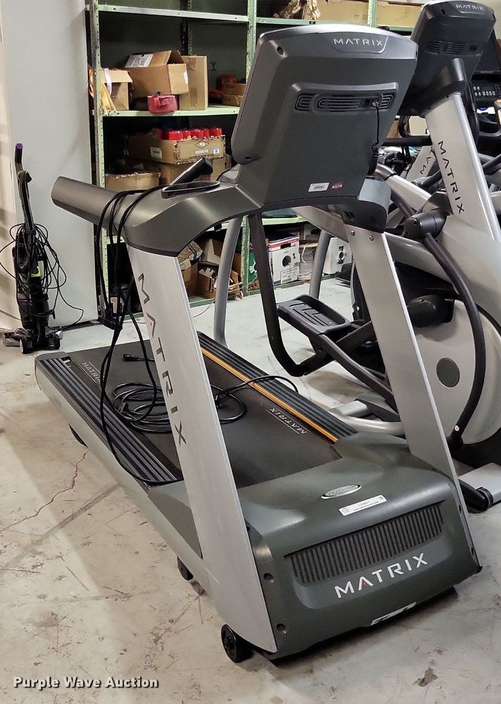 image for item LS9601 (2) Matrix T-5X-07-C treadmills