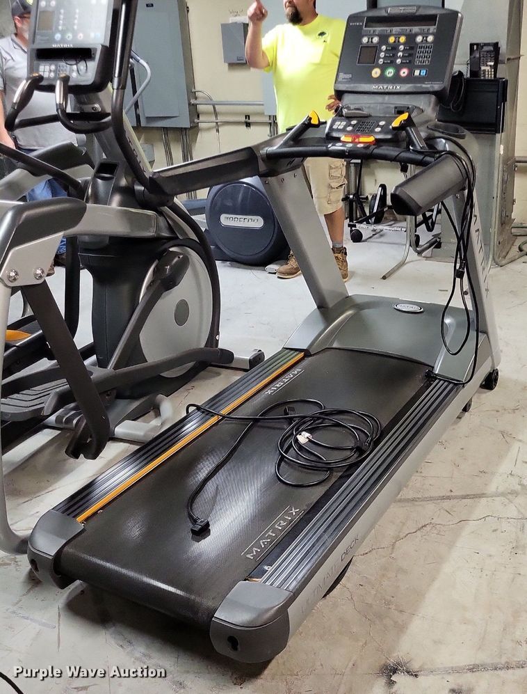 image for item LS9601 (2) Matrix T-5X-07-C treadmills
