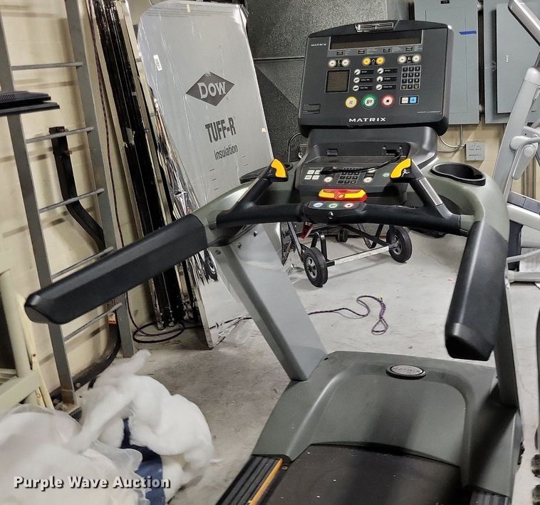 image for item LS9601 (2) Matrix T-5X-07-C treadmills