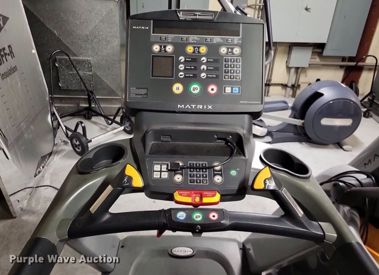 image for item LS9601 (2) Matrix T-5X-07-C treadmills
