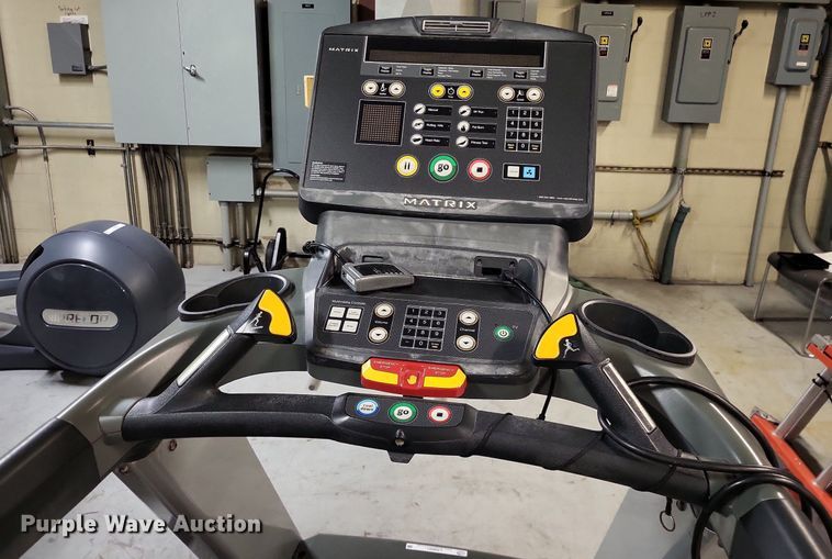 image for item LS9601 (2) Matrix T-5X-07-C treadmills