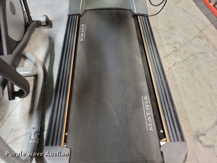 image for item LS9601 (2) Matrix T-5X-07-C treadmills