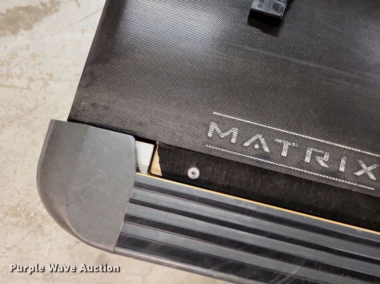 image for item LS9601 (2) Matrix T-5X-07-C treadmills