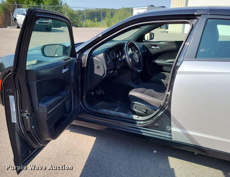 image for item LS9613 2016 Dodge Charger Police