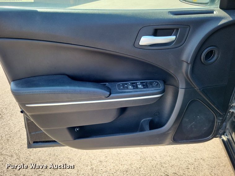 image for item LS9613 2016 Dodge Charger Police