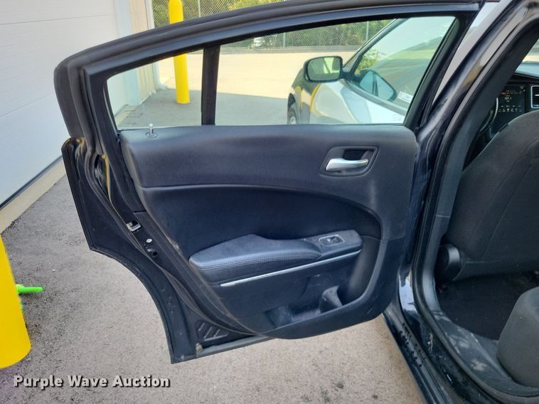 image for item LS9613 2016 Dodge Charger Police