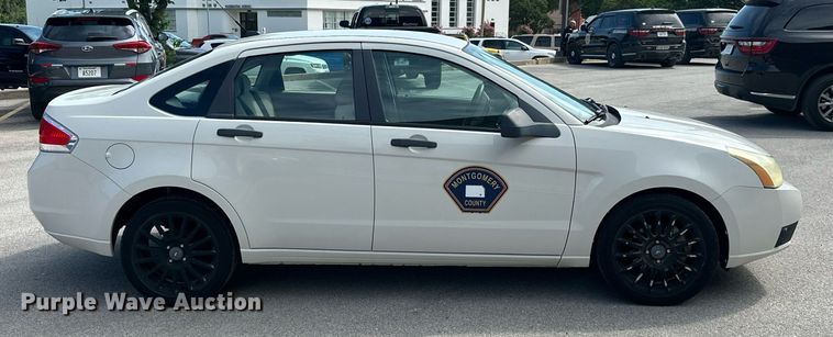 image for item MB9705 2010 Ford Focus SE