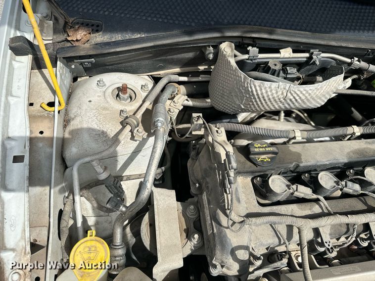 image for item MB9705 2010 Ford Focus SE