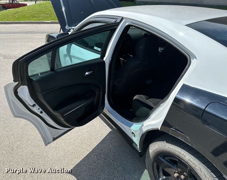 image for item MB9706 2014 Dodge Charger Police