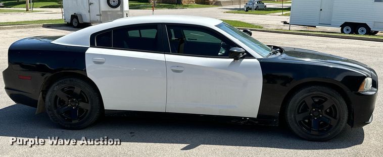 image for item MB9707 2013 Dodge Charger Police