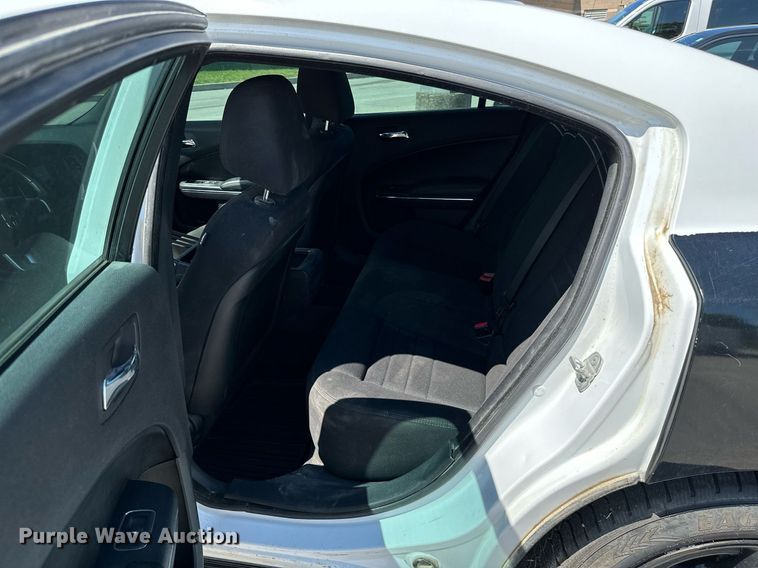 image for item MB9707 2013 Dodge Charger Police