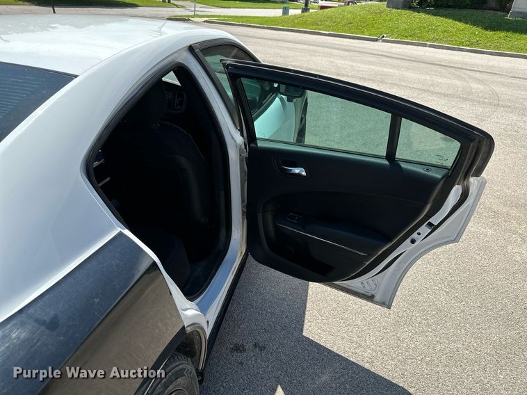 image for item MB9707 2013 Dodge Charger Police