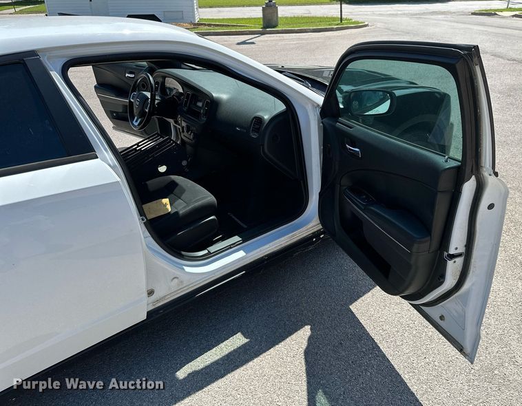 image for item MB9707 2013 Dodge Charger Police