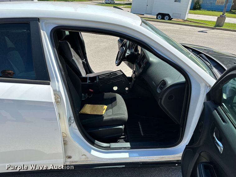 image for item MB9707 2013 Dodge Charger Police