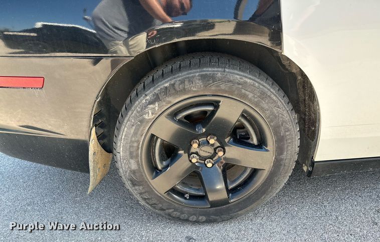 image for item MB9707 2013 Dodge Charger Police