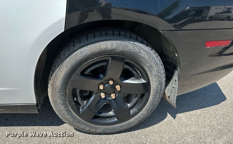 image for item MB9707 2013 Dodge Charger Police