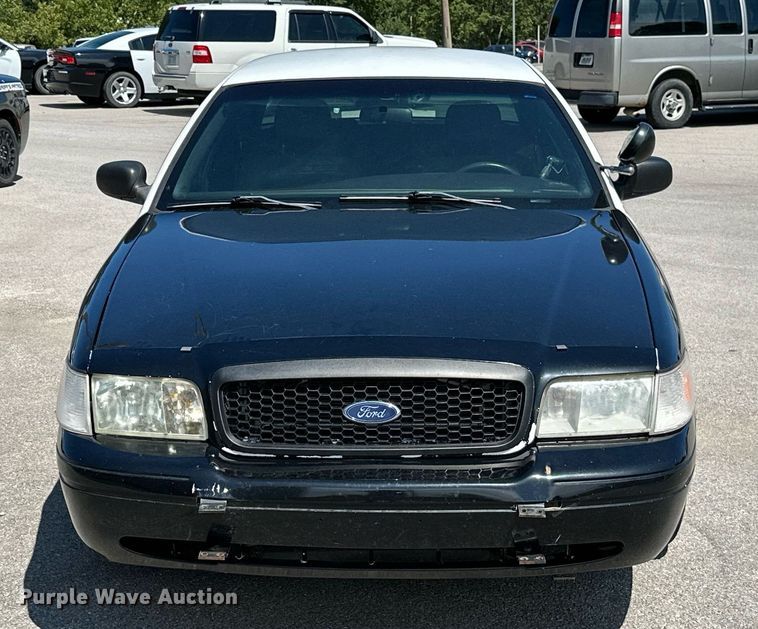 image for item MB9708 2010 Ford Crown Victoria Police Interceptor