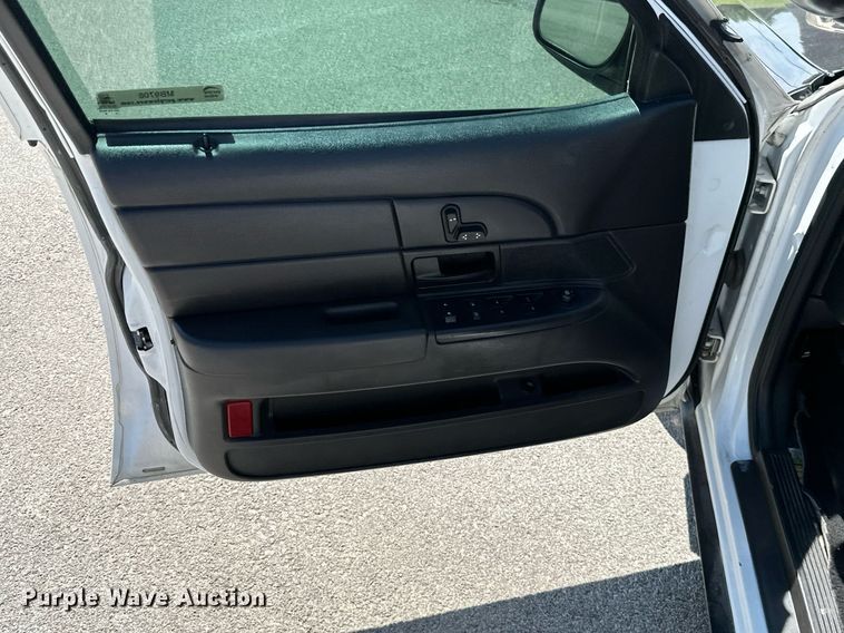 image for item MB9708 2010 Ford Crown Victoria Police Interceptor