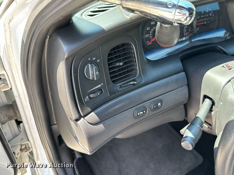 image for item MB9708 2010 Ford Crown Victoria Police Interceptor