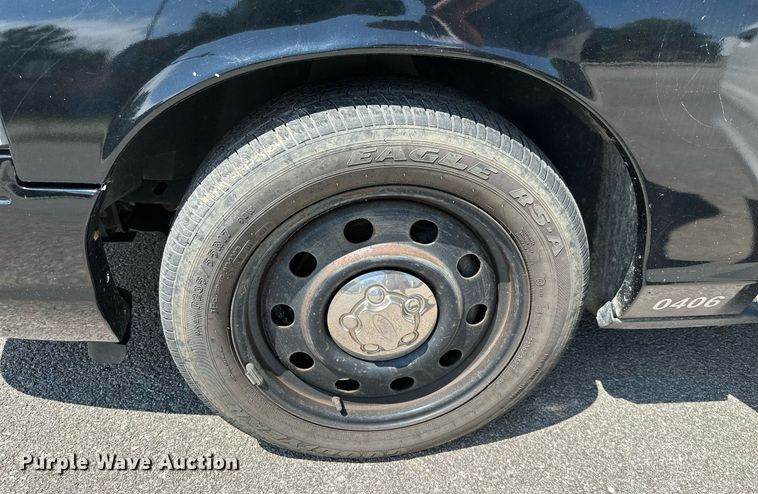 image for item MB9708 2010 Ford Crown Victoria Police Interceptor