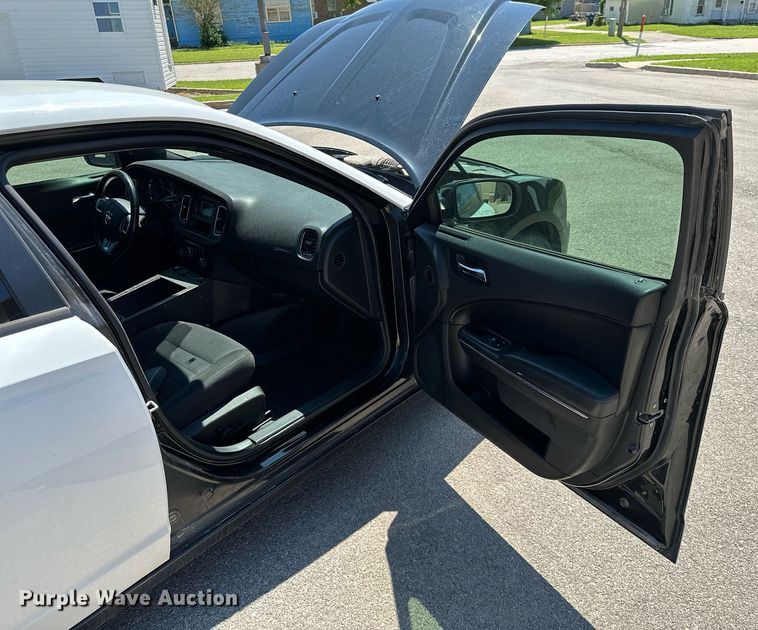 image for item MB9709 2014 Dodge Charger Police