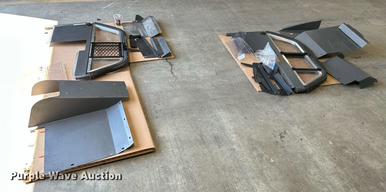 image for item MB9711 (2) transport cages