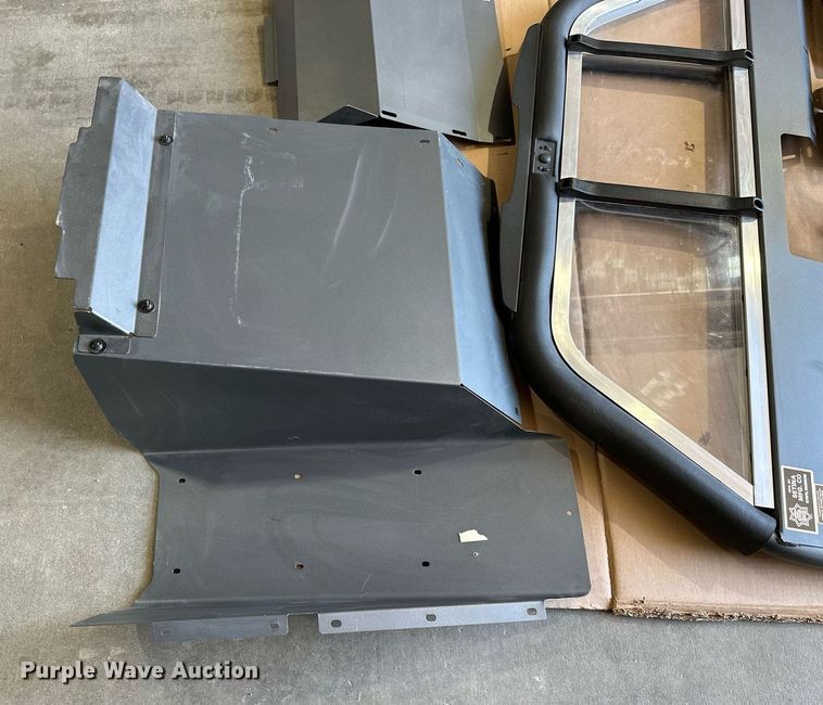 image for item MB9711 (2) transport cages