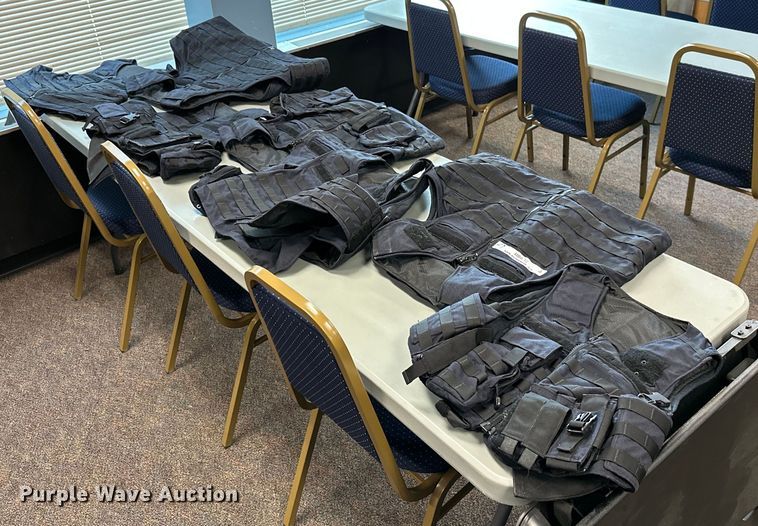 image for item MB9712 (7) Safari Land Oregon City armor carriers