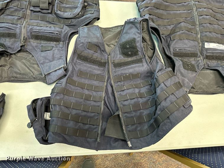 image for item MB9712 (7) Safari Land Oregon City armor carriers