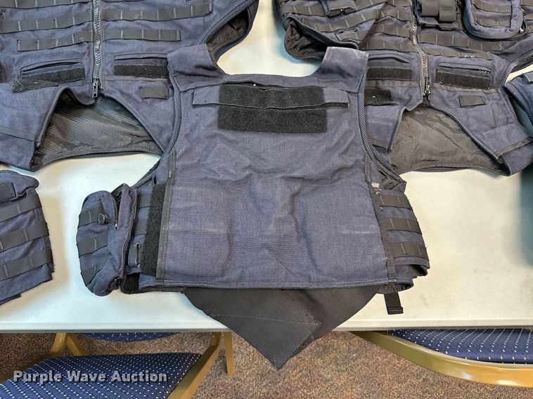 image for item MB9712 (7) Safari Land Oregon City armor carriers