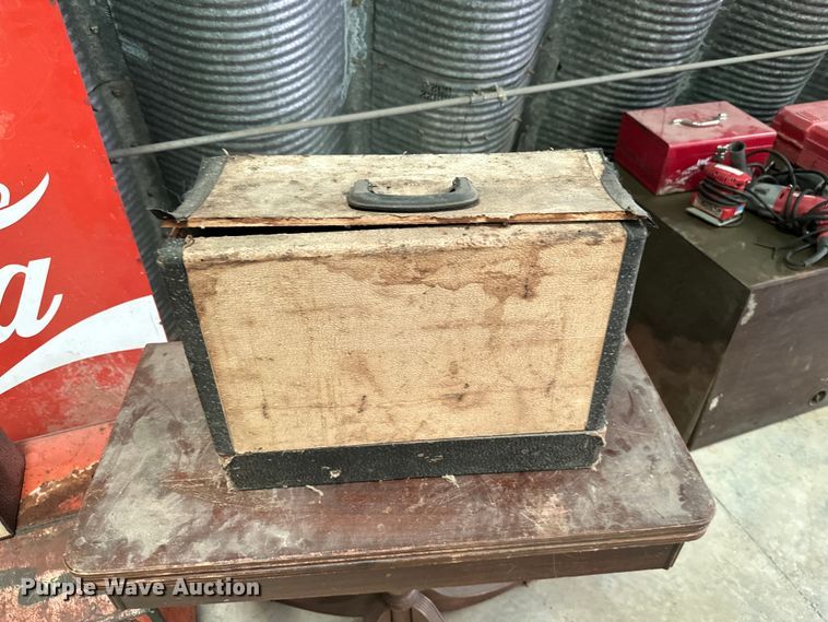 image for item MB9715 Office supplies and equipment