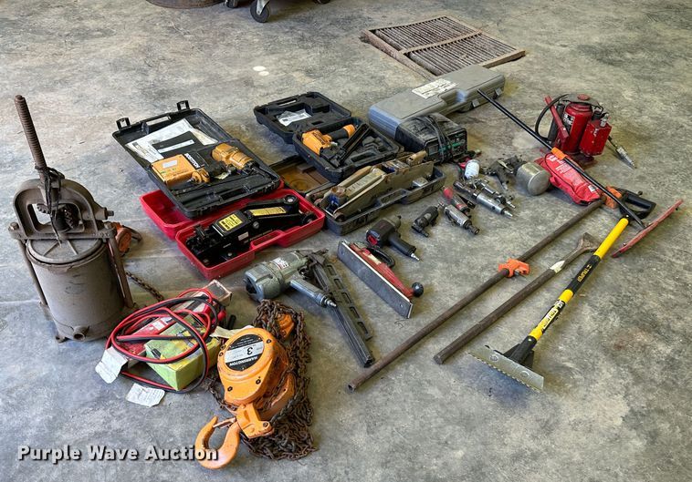 image for item MB9718 Tools