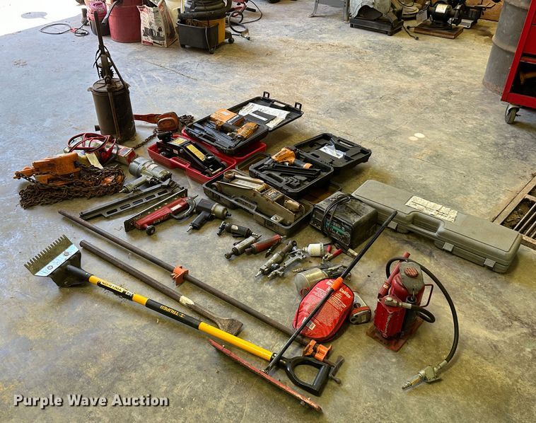 image for item MB9718 Tools