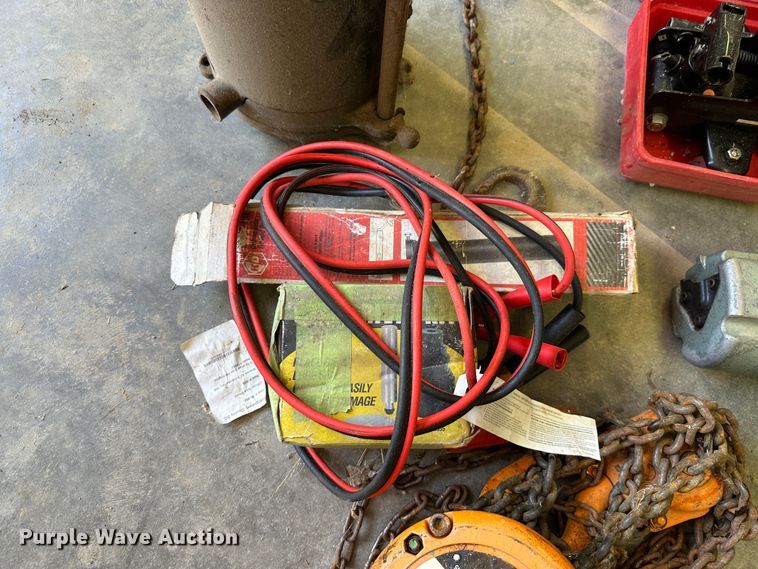 image for item MB9718 Tools