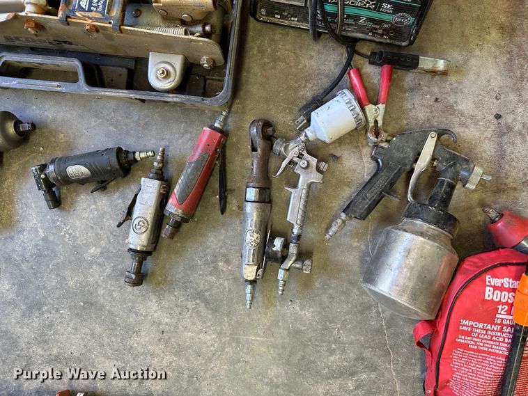 image for item MB9718 Tools