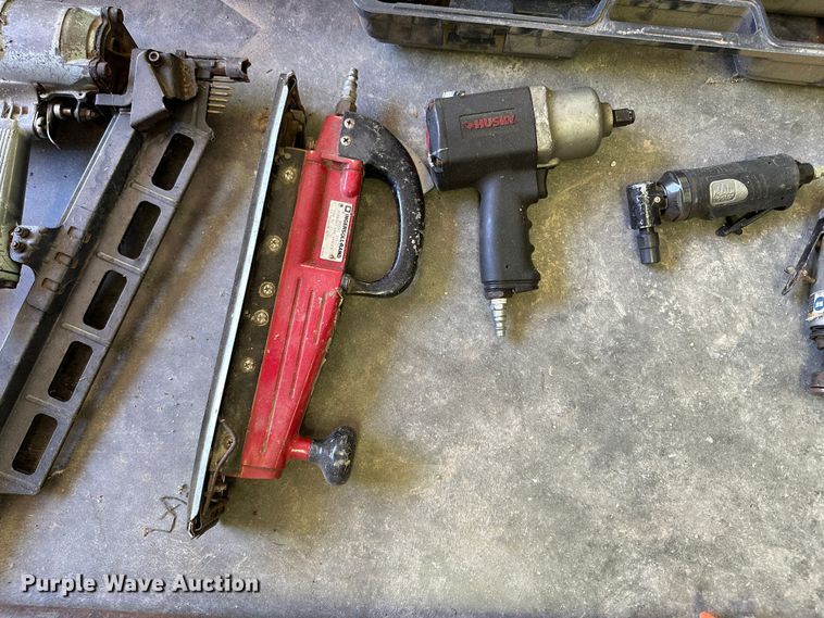 image for item MB9718 Tools