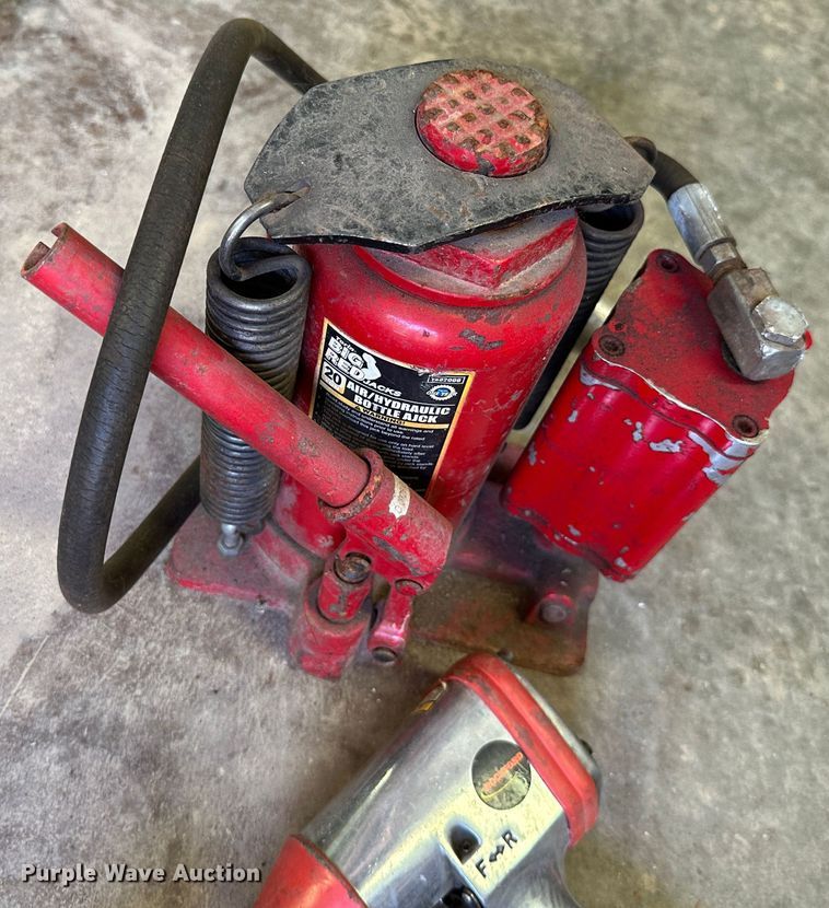 image for item MB9718 Tools