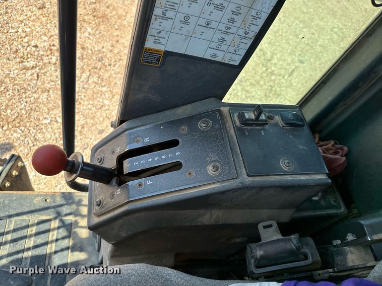 image for item MB9725 2007 John Deere 770D  motor grader