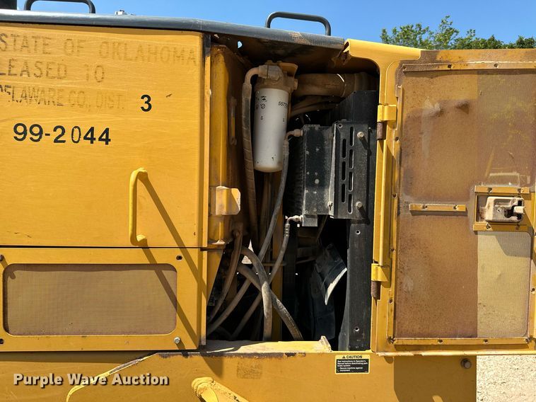 image for item MB9725 2007 John Deere 770D  motor grader