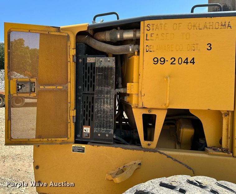 image for item MB9725 2007 John Deere 770D  motor grader