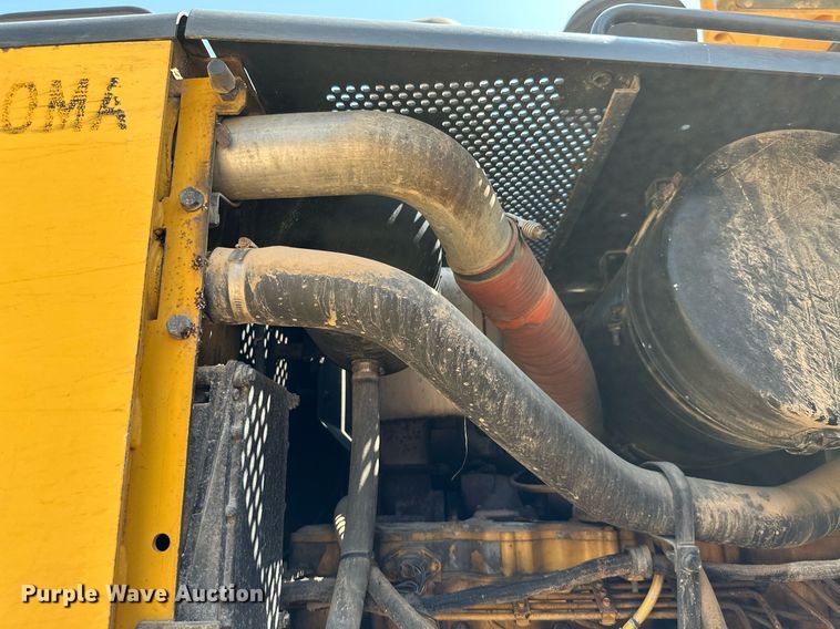 image for item MB9725 2007 John Deere 770D  motor grader